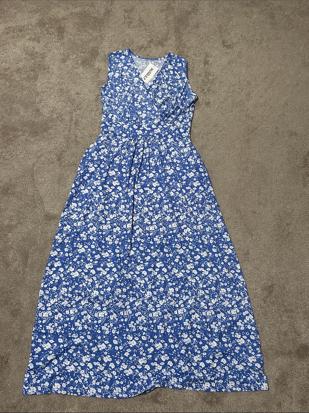 Sleeveless Blue & White Floral Maxi Dress V-neck